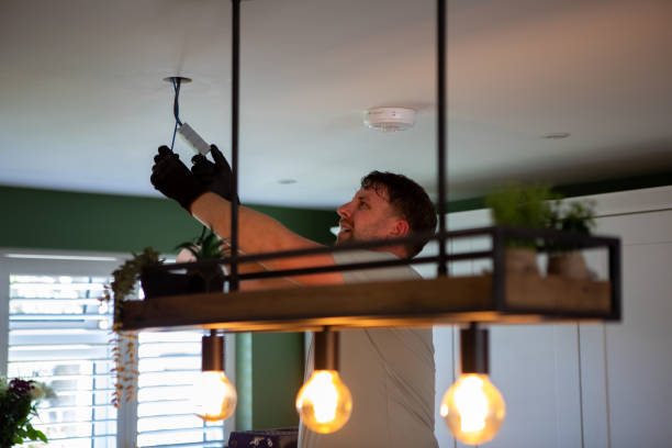 Best Local Electrician Companies  in Strathmore, CA